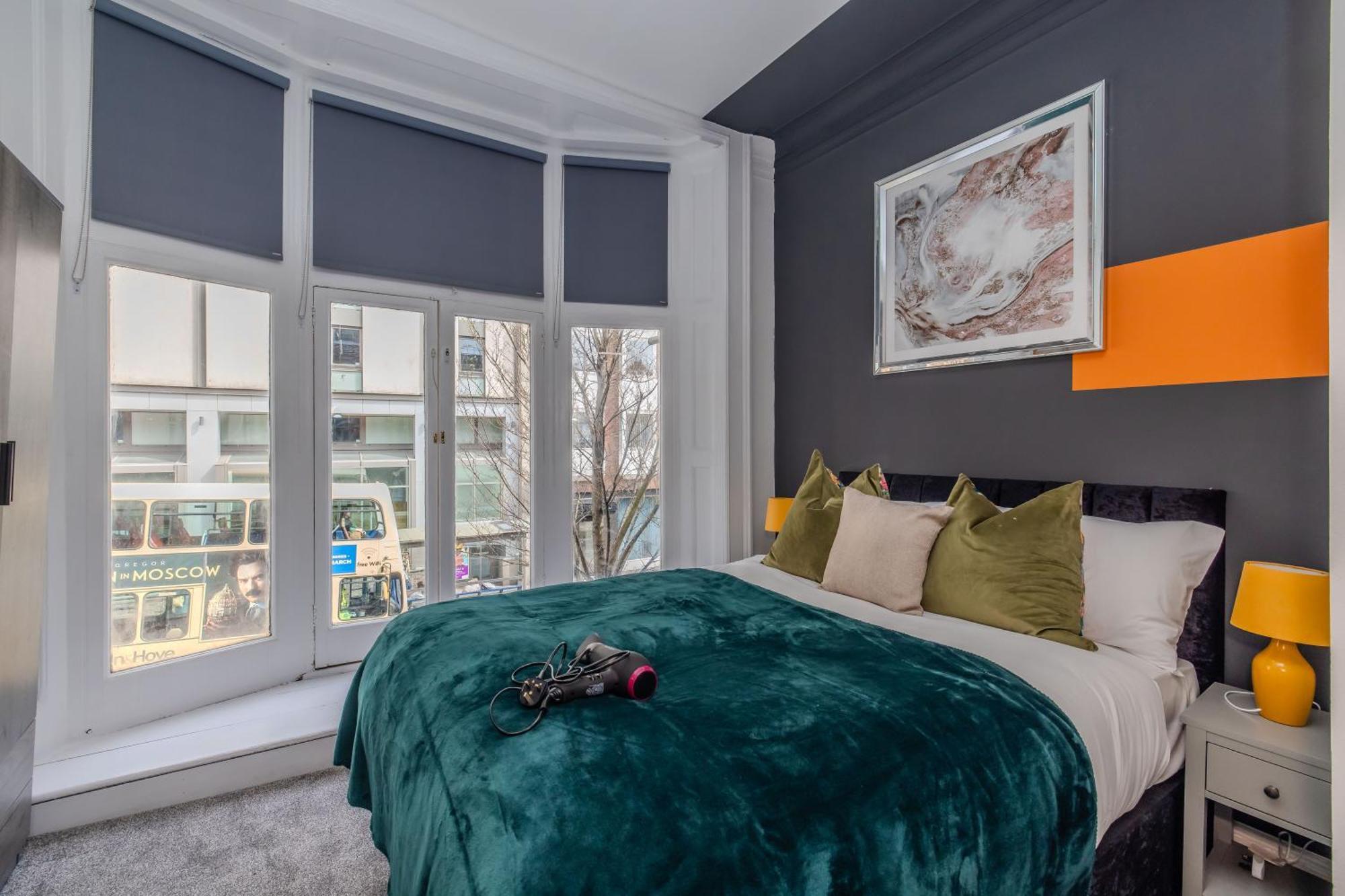 2 Bedroom Flat Next To Brighton Station & Beach I Sleep 8 Guests מראה חיצוני תמונה