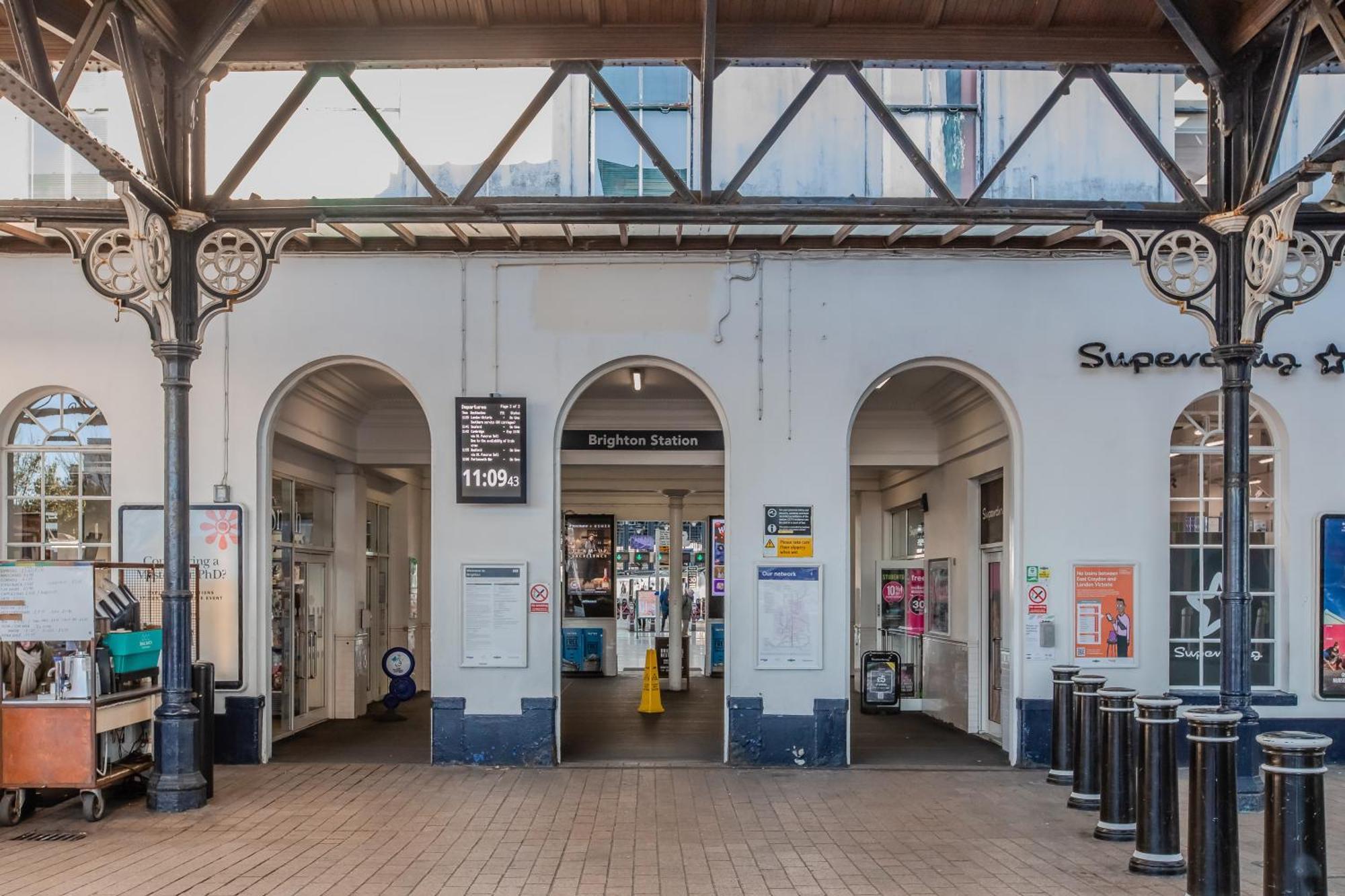 2 Bedroom Flat Next To Brighton Station & Beach I Sleep 8 Guests מראה חיצוני תמונה