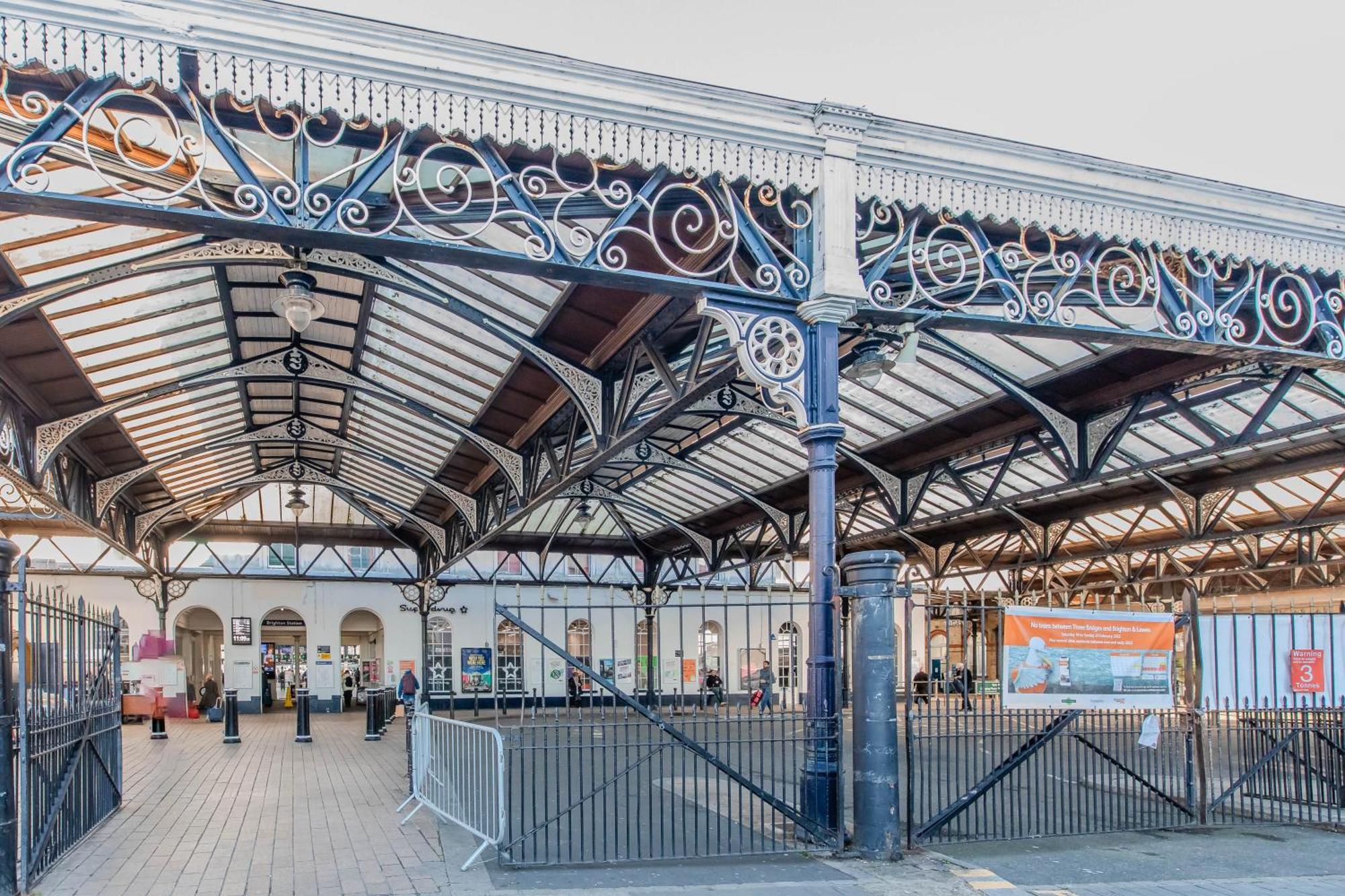 2 Bedroom Flat Next To Brighton Station & Beach I Sleep 8 Guests מראה חיצוני תמונה